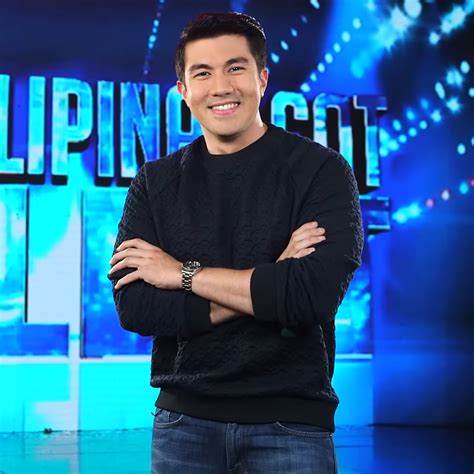 Luis Manzano .